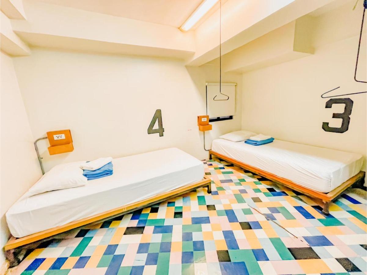 Oyo 866 Junction Hostels Manila Exteriér fotografie